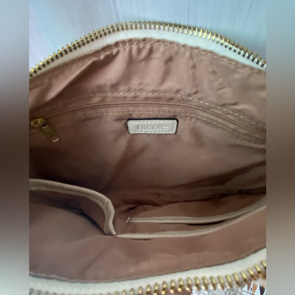 Nicole Miller crossbody purse - Picture 4 of 6